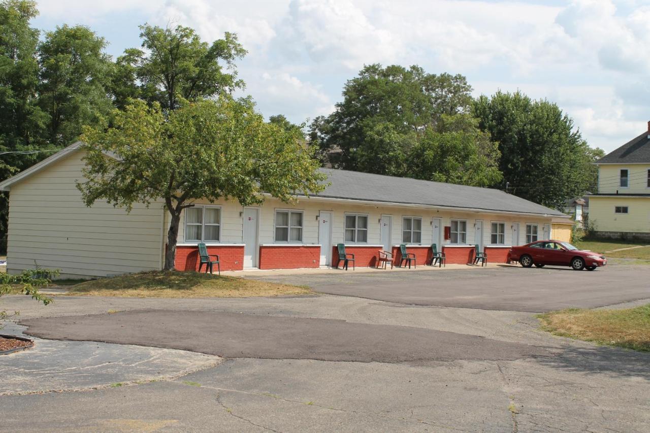 Motel Reedsburg Exterior photo