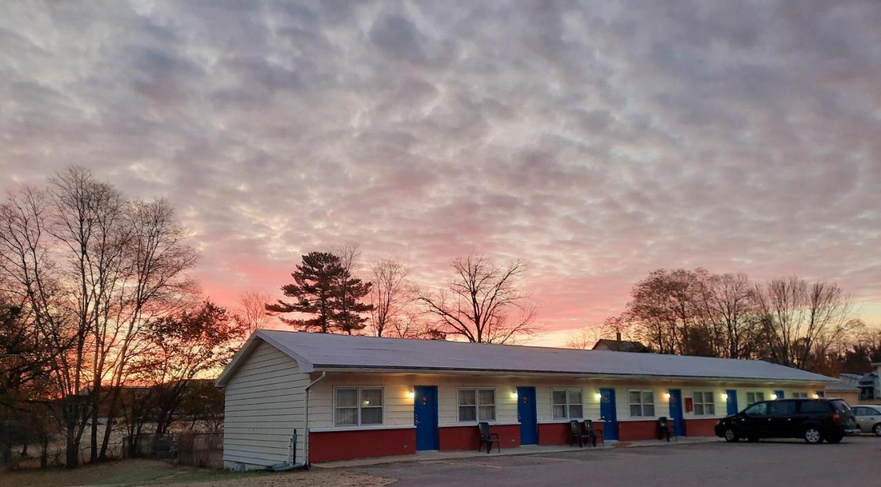 Motel Reedsburg Exterior photo