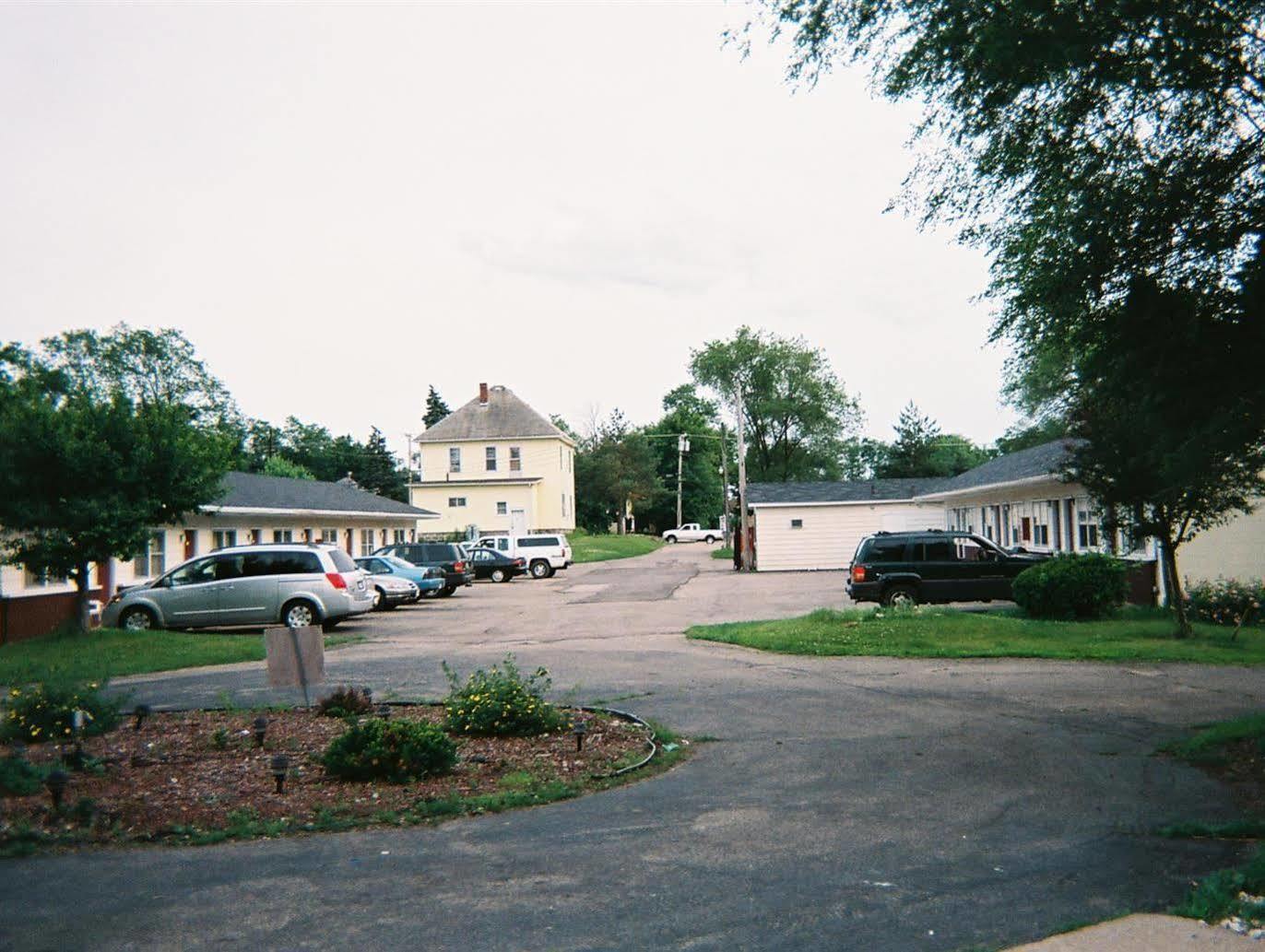 Motel Reedsburg Exterior photo